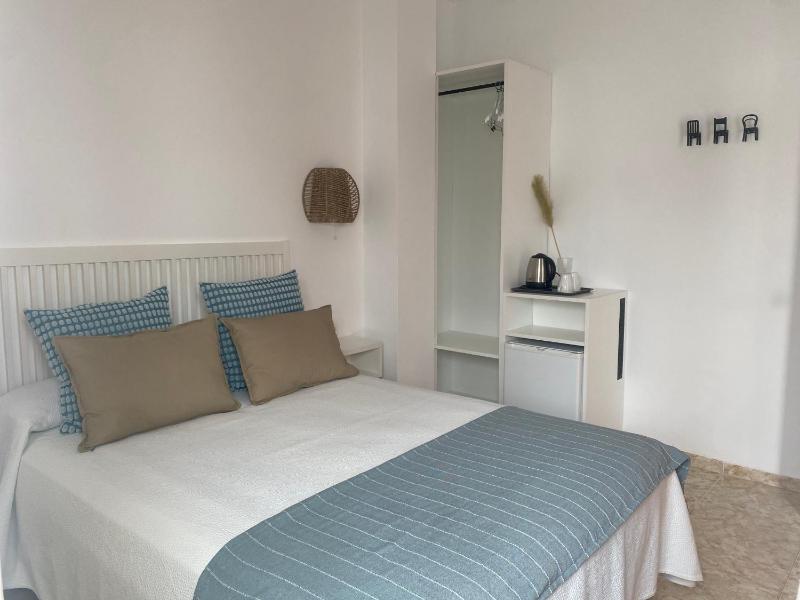 Standard Double or Twin Room image 3