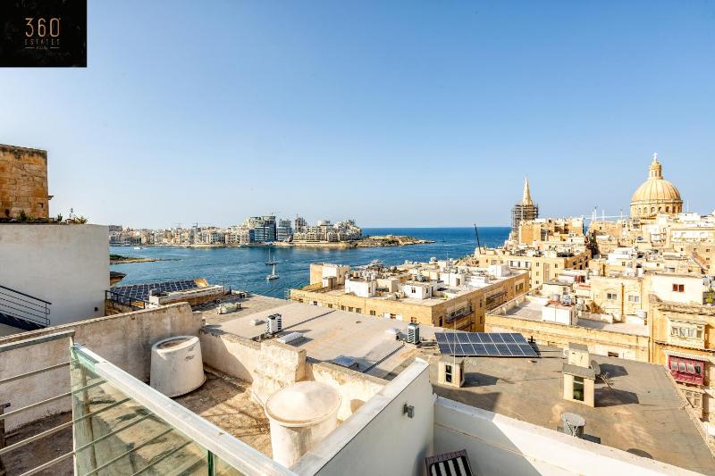 Valletta Old Town Suites - image 5