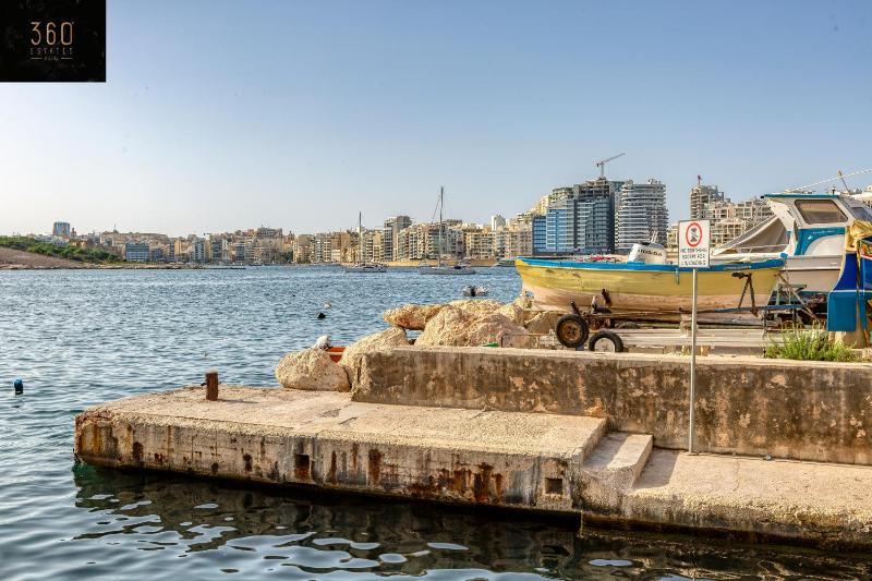 Valletta Old Town Suites - image 10