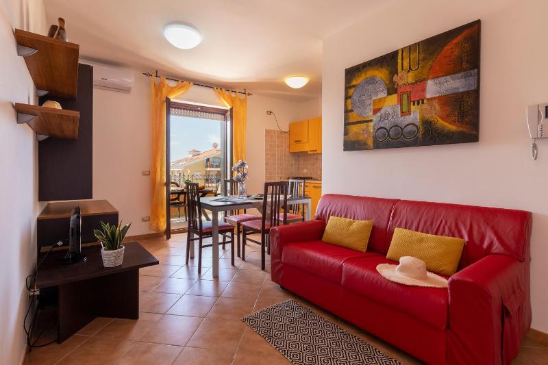 Two-Bedroom Apartment (4 Adults) with Sea View image 1