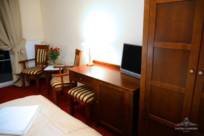 Triple Room image 3