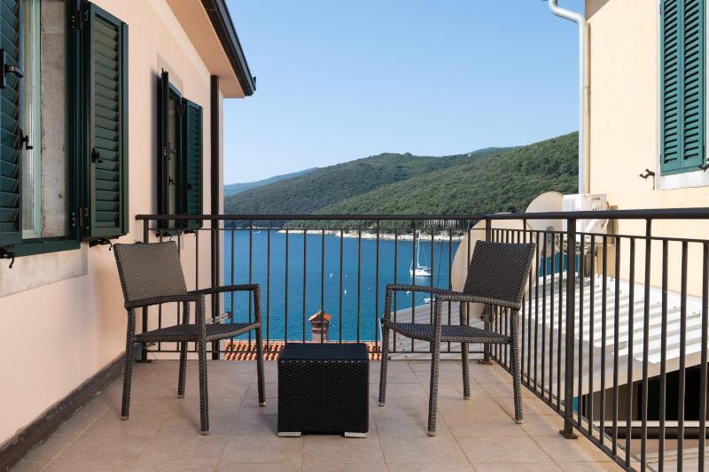 Double Room with Terrace image 4