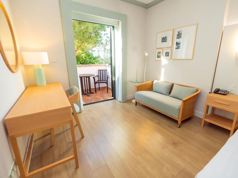 Double or Twin Room Excellence image 4