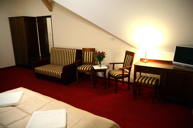 Quintuple Room (5 Adults) image 4