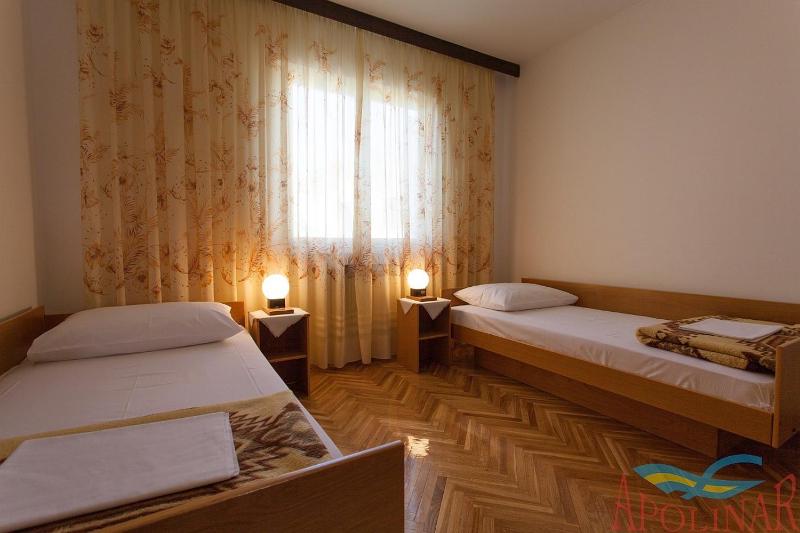 Apartments Mirjana - image 9