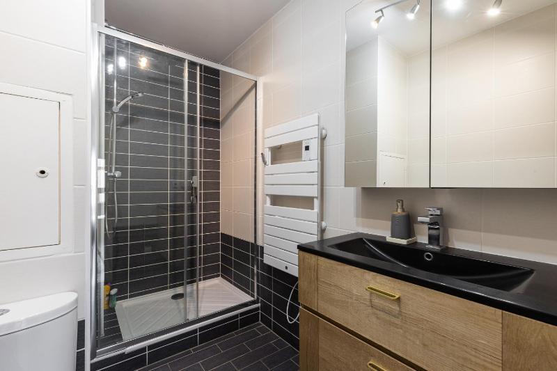 One-Bedroom Apartment image 3