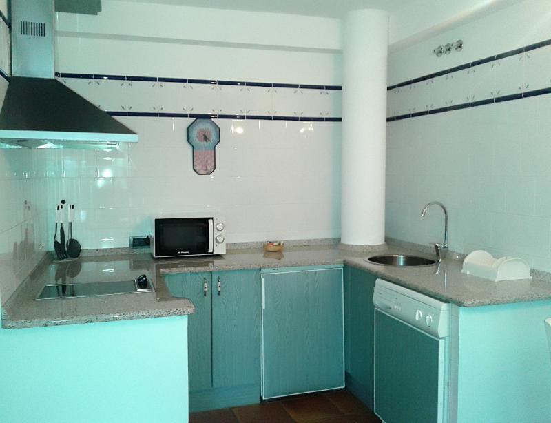 One-Bedroom Apartment image 1