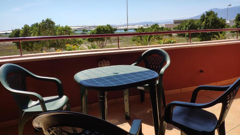 2 bedroom 2 bedroom apartment with Swimming Pool - image 6