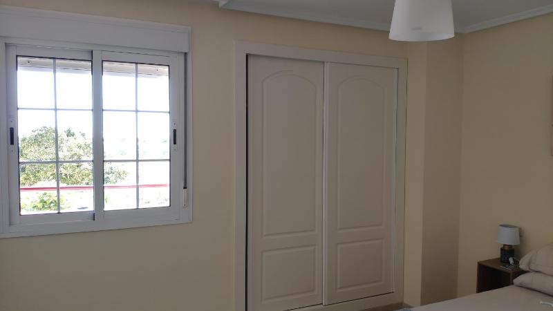 2 bedroom 2 bedroom apartment with Swimming Pool - image 27