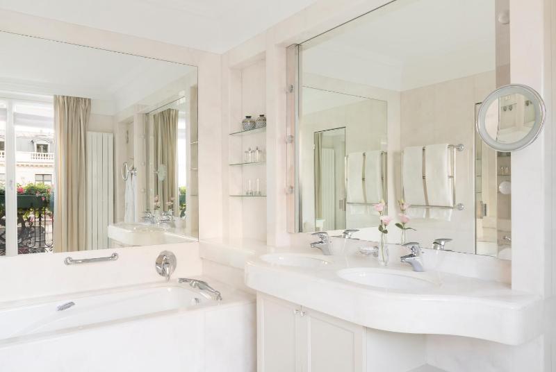 Junior Suite image 4