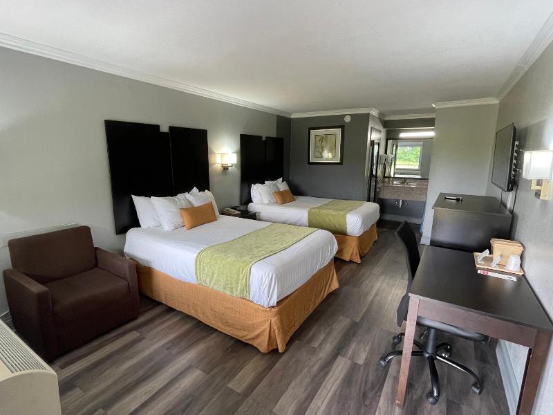 Double Room with Two Double Beds - Non-Smoking image 2