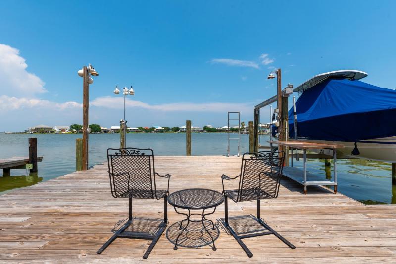 The Pearl | Gather by the Gulf dock for fishing - image 28