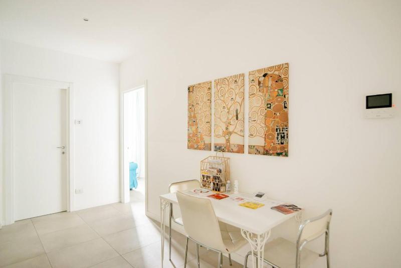 Guesthouse Tree Rooms Modern - image 32