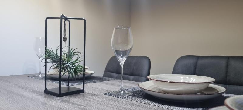 QR Apartment for Family Couples or Friends stay - image 14