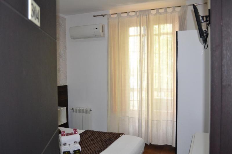 Hostal El Brezo - image 14