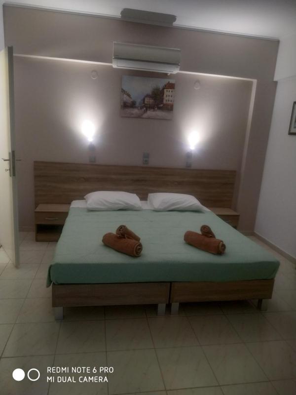 One-Bedroom Apartment (3 Adults) image 2