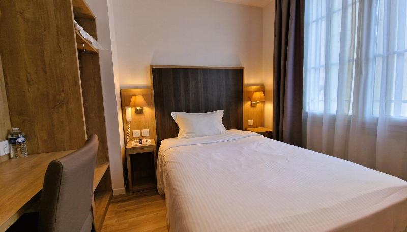 Single Room image 1