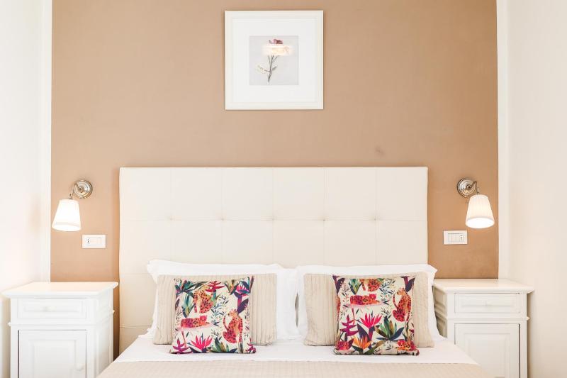 Superior Double Room image 4