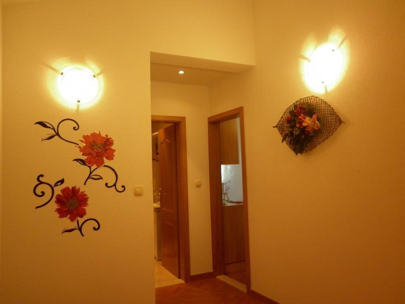 Two-Bedroom Apartment with Balcony and Sea View image 4