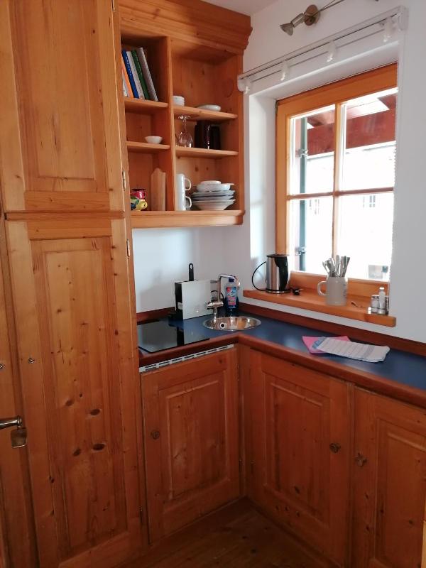 One-Bedroom Apartment image 3