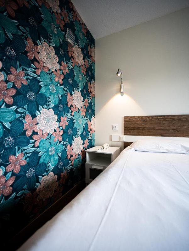 Double Room image 1