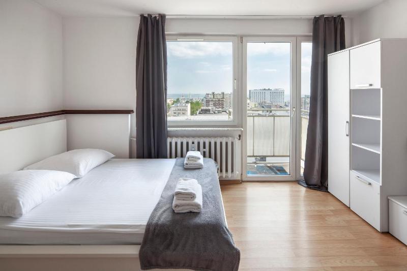 Sleepy3city with Sea View II - image 21