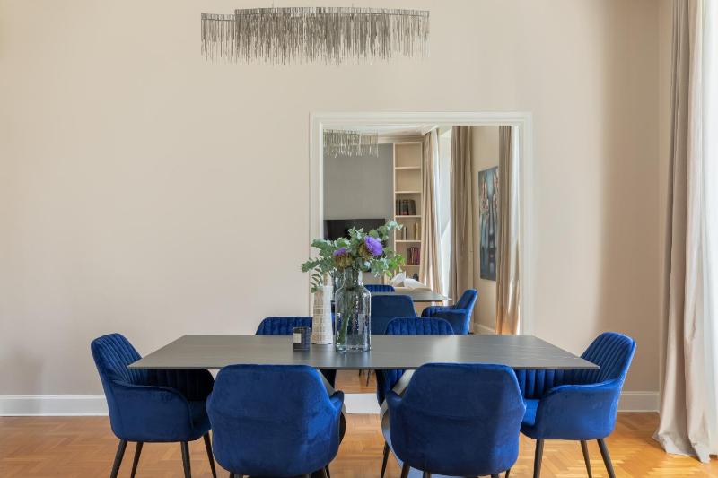 Spanish Steps Caesar Suites - image 14