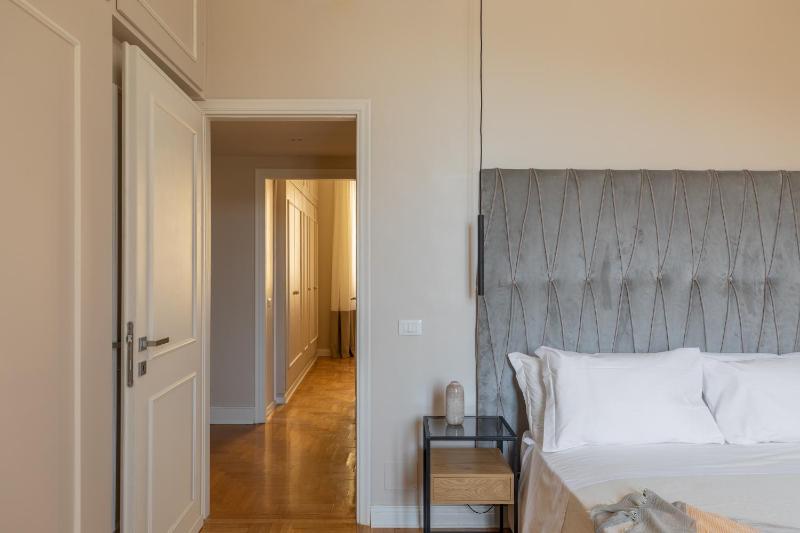 Spanish Steps Caesar Suites - image 15