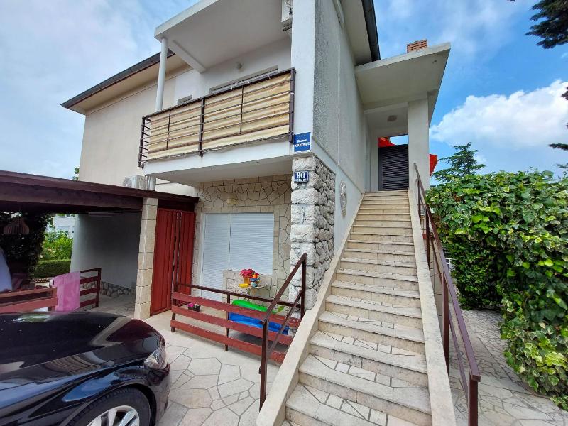 Apartments Katica - image 9