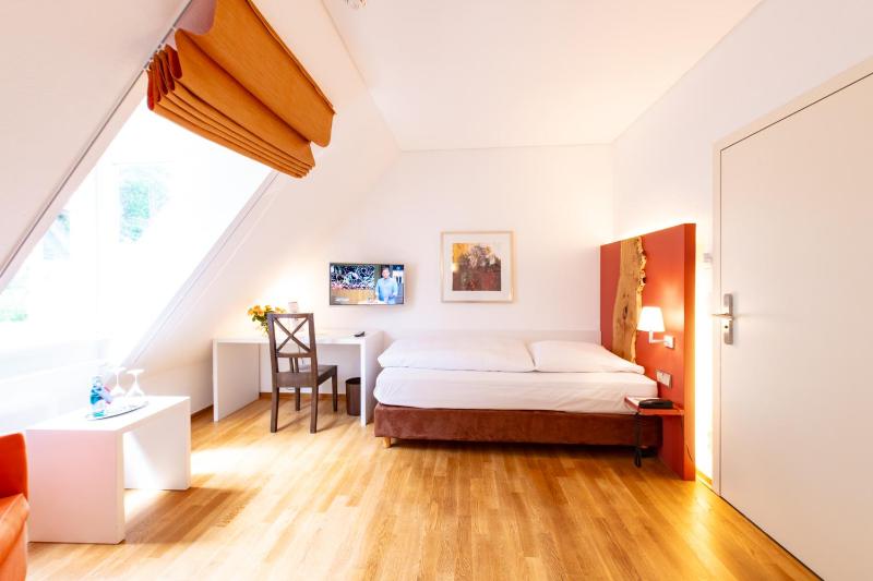 Standard Single Room image 1