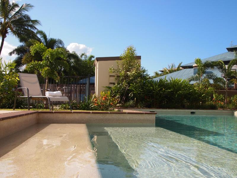 Edge Apartments Cairns - image 7