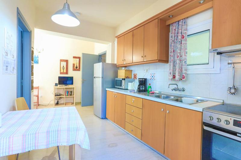 Kaminaki Beachfront Apartments - image 23