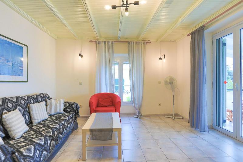 Kaminaki Beachfront Apartments - image 24