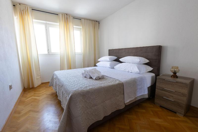 Apartment Srecko - image 17
