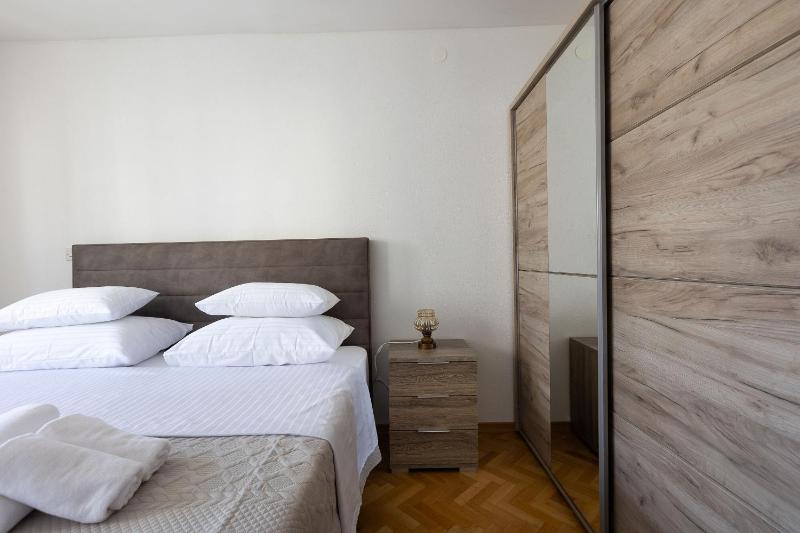 Apartment Srecko - image 21
