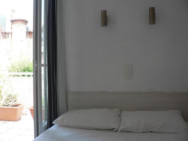 Family Suite with Balcony image 3