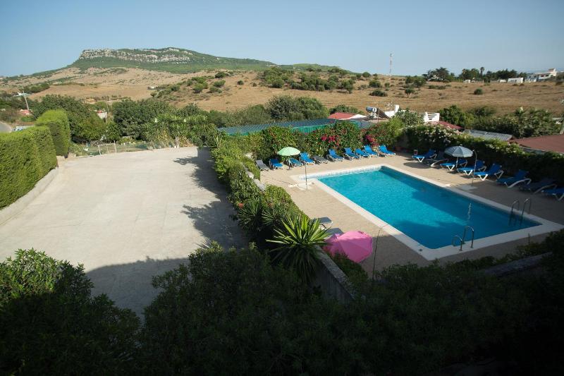 Apartamentos Bolonia Paraiso - image 27