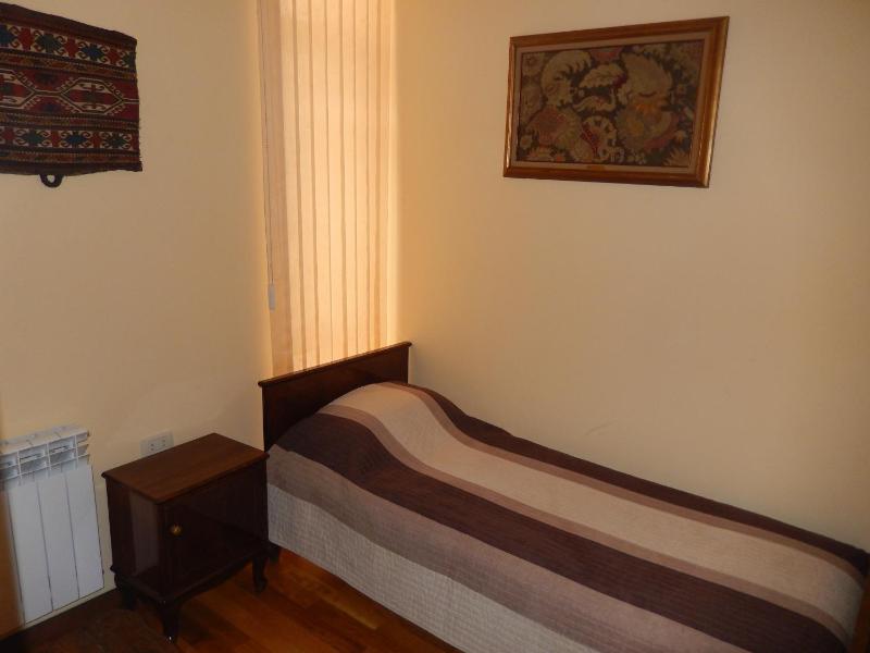 Triple Room image 2