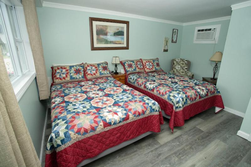 Double Room - Pet-Friendly image 4