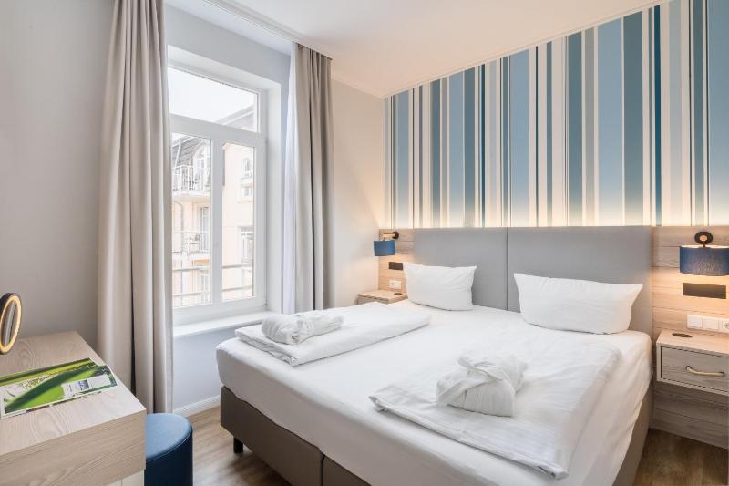 One-Bedroom Apartment image 1