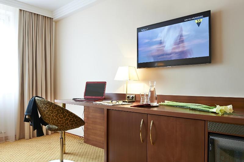Exclusive Suite image 4