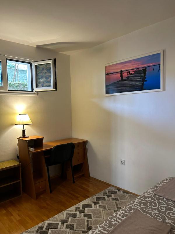 One-Bedroom Apartment with Patio (4 Adults) image 3