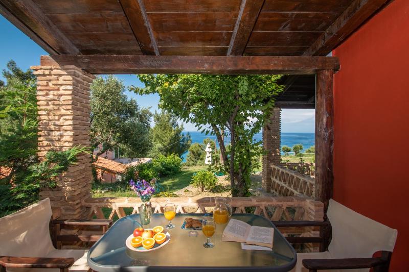 Studio (2 Adults) with Sea View image 2