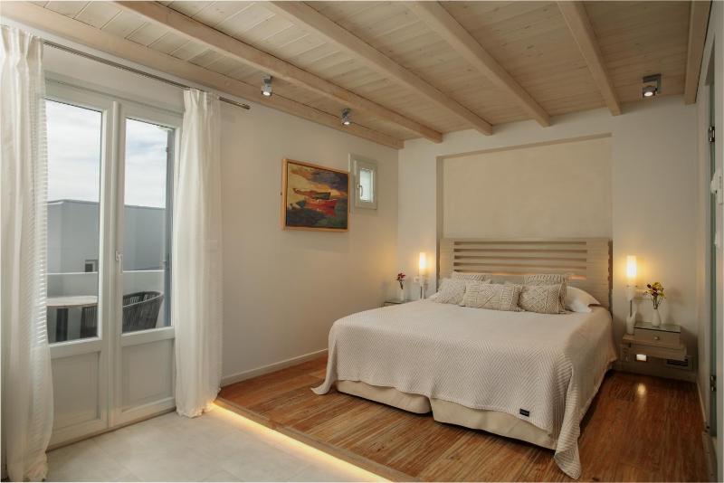 Double Room with Sea View image 1