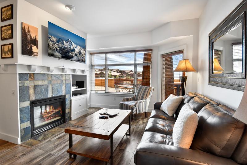 Unequalled Ski in Out Location Next to Gondola Superior 1BR Pool Condo Nast Winner B214B - image 1