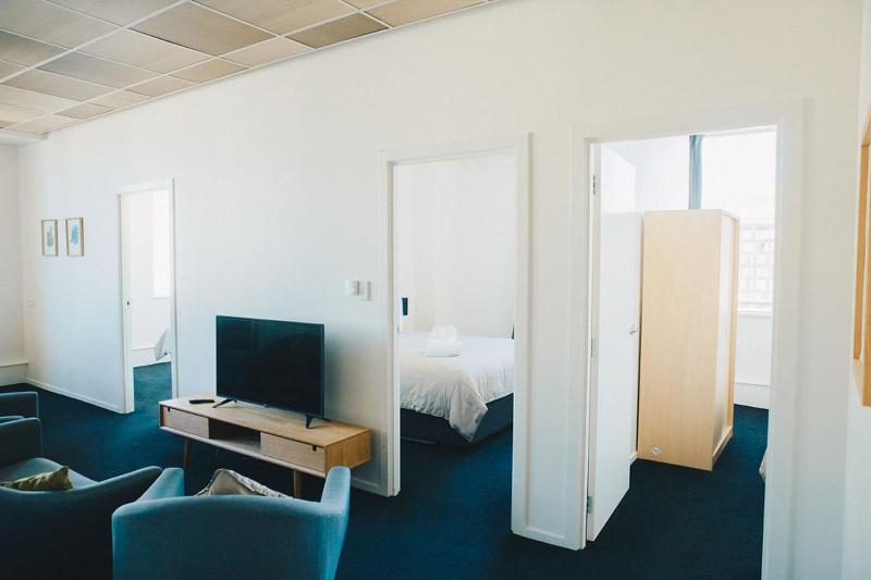 Liberty Apartment Hotel - image 27