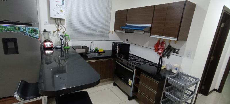 Departamentoo nuevo amoblado cerca a UAGRM con excelente vista - image 15