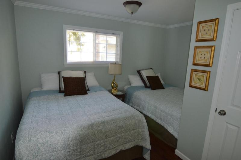 Two-Bedroom House image 2