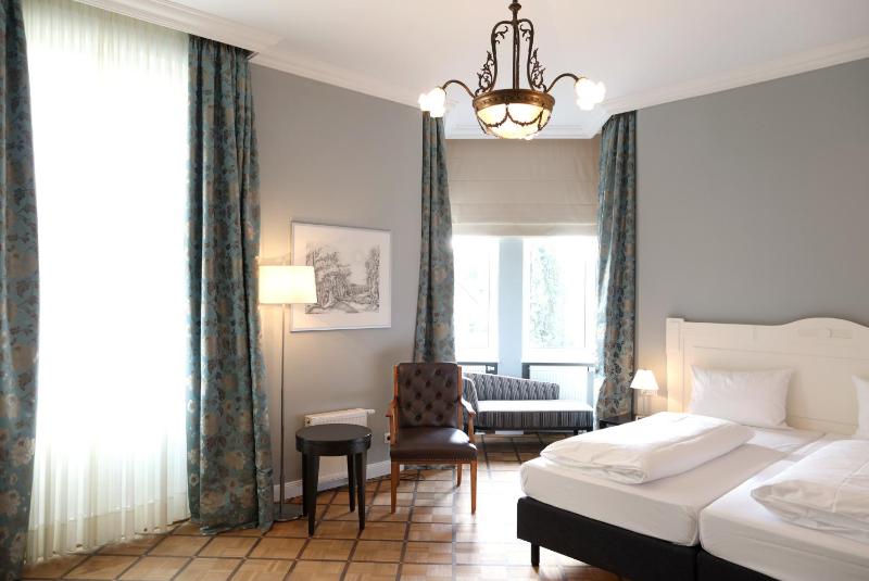 Double Room image 1