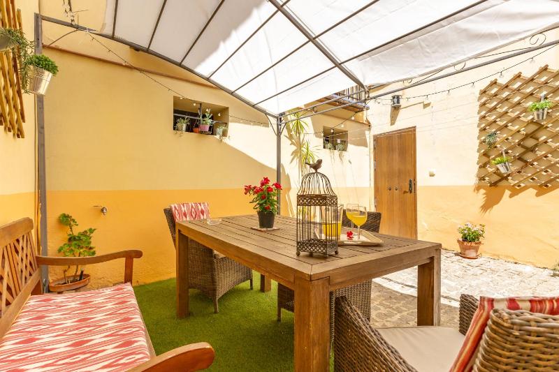 One Bedroom Towhouse image 1